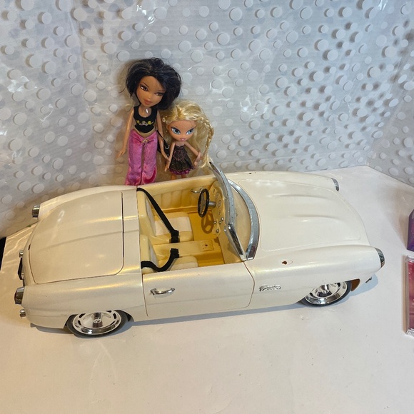 Bratz ⭐️💋🎵FM Cruiser with Familiez mom &  kidz doll - Picture 13 of 15